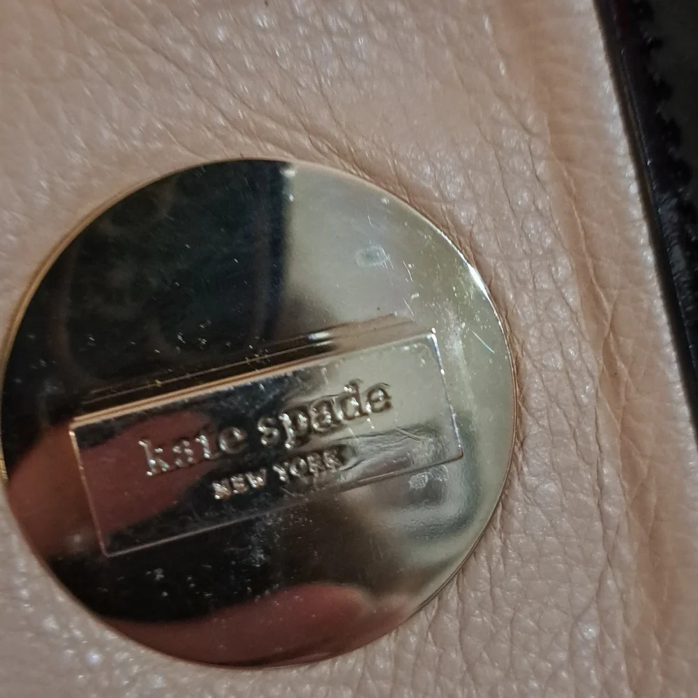 Kate Spade Wristlet Used - Picture 5 of 8